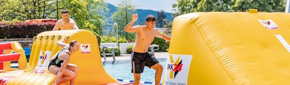Der Aqua-Track verspricht Spaß und Action im Wasser. 