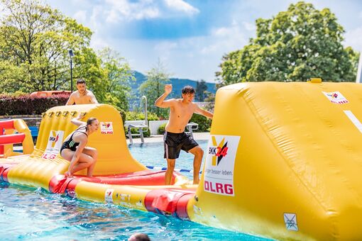 Der Aqua-Track verspricht Spaß und Action im Wasser. 